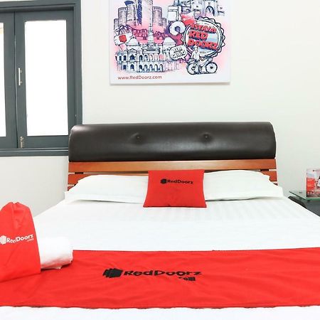 Reddoorz Near Gia Dinh International Hospital Hotel TP. Hồ Chí Minh Ngoại thất bức ảnh