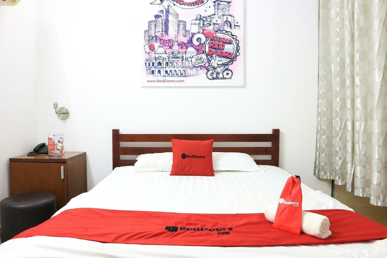 Reddoorz Near Gia Dinh International Hospital Hotel TP. Hồ Chí Minh Ngoại thất bức ảnh