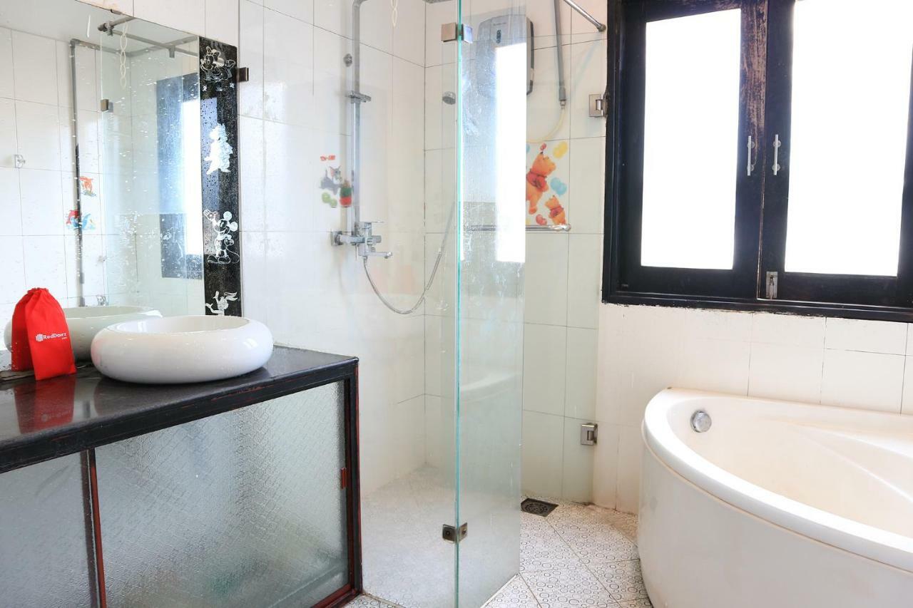 Reddoorz Near Gia Dinh International Hospital Hotel TP. Hồ Chí Minh Ngoại thất bức ảnh