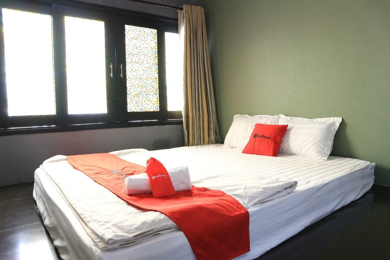 Reddoorz Near Gia Dinh International Hospital Hotel TP. Hồ Chí Minh Ngoại thất bức ảnh