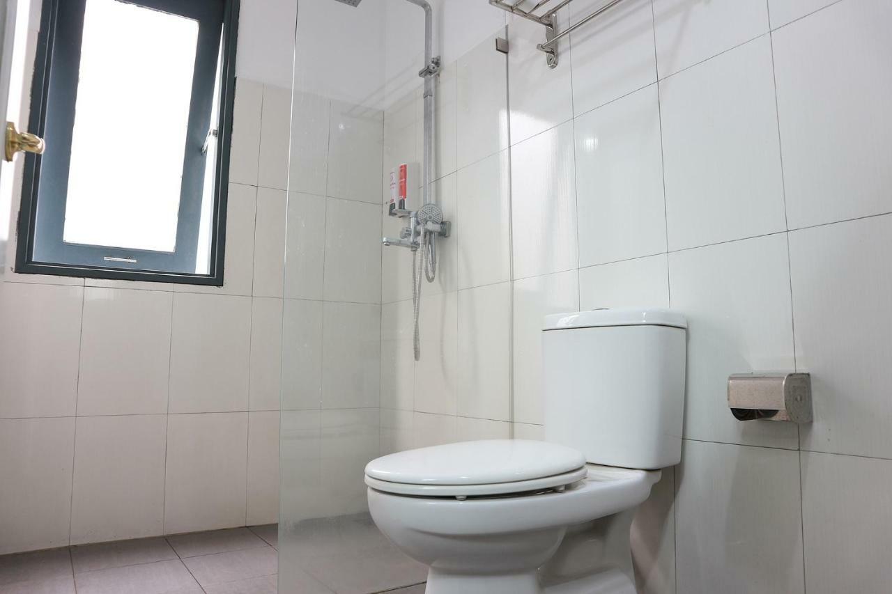 Reddoorz Near Gia Dinh International Hospital Hotel TP. Hồ Chí Minh Ngoại thất bức ảnh